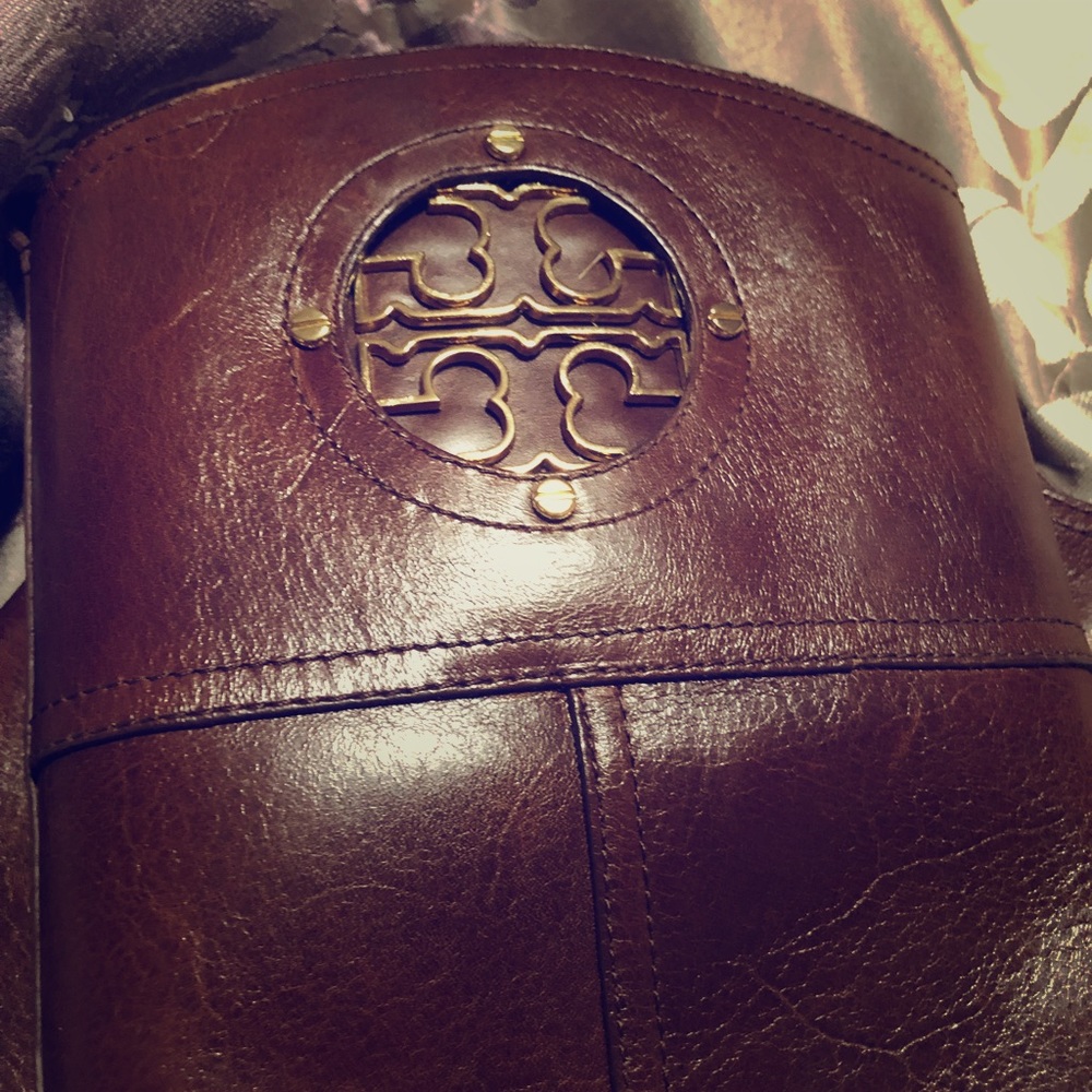 Brown Tory Burch boots..stylish and great fit!